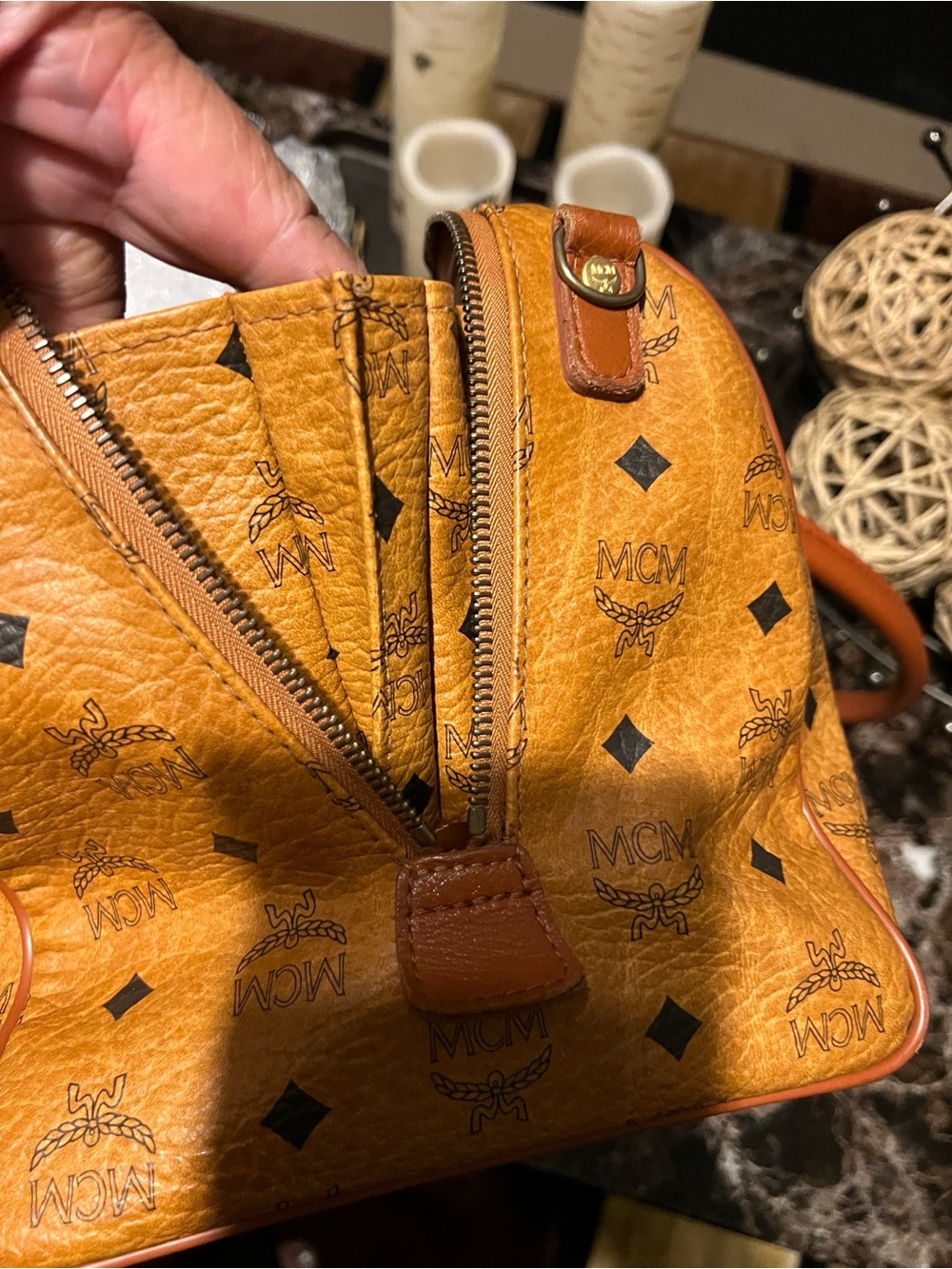 MCM Cognac Visetos Barrel Duffel with Tan Handles like a speedy 35 - Picture 11 of 12